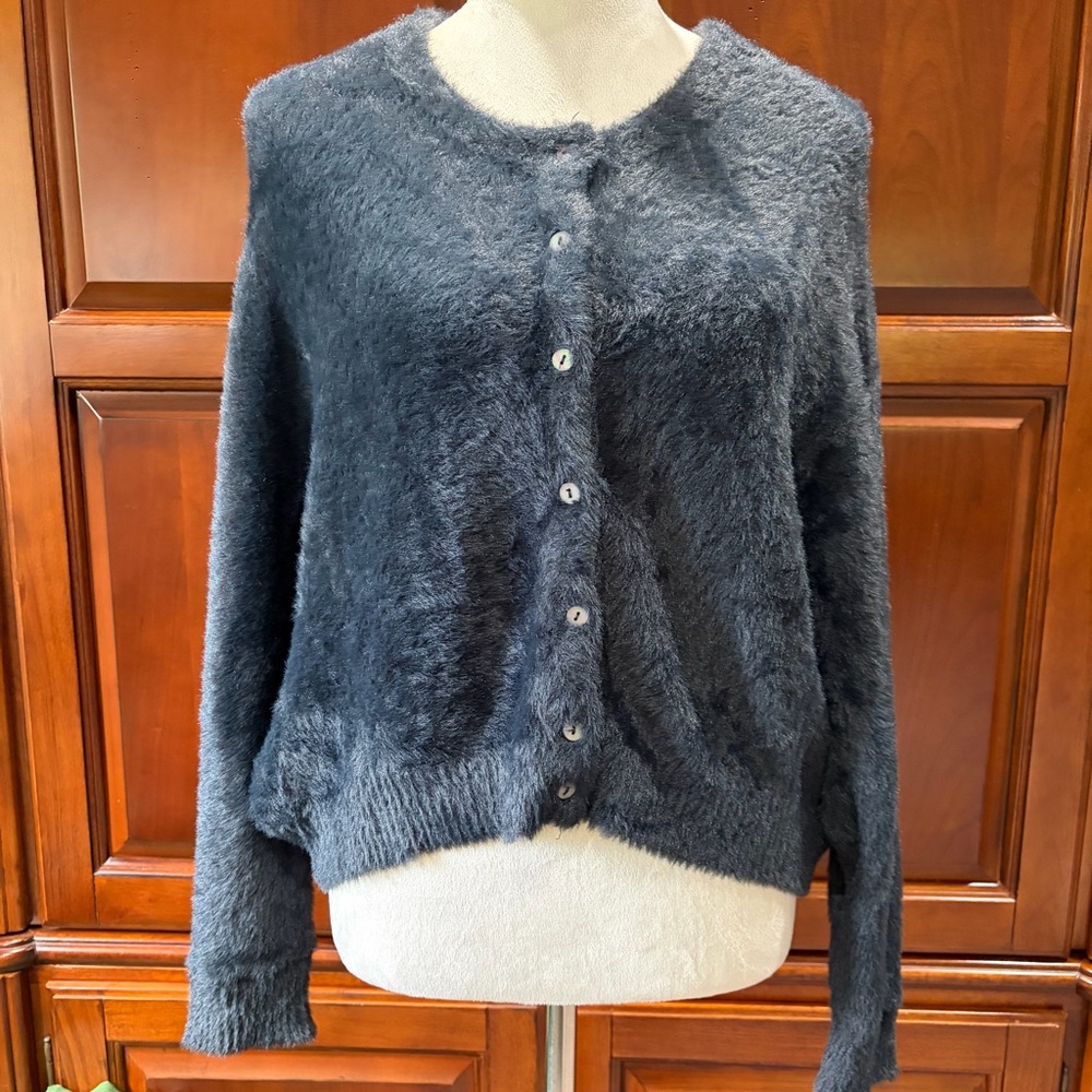 Free People One SzXS nylon black drop shoulder button front cardigan sweater